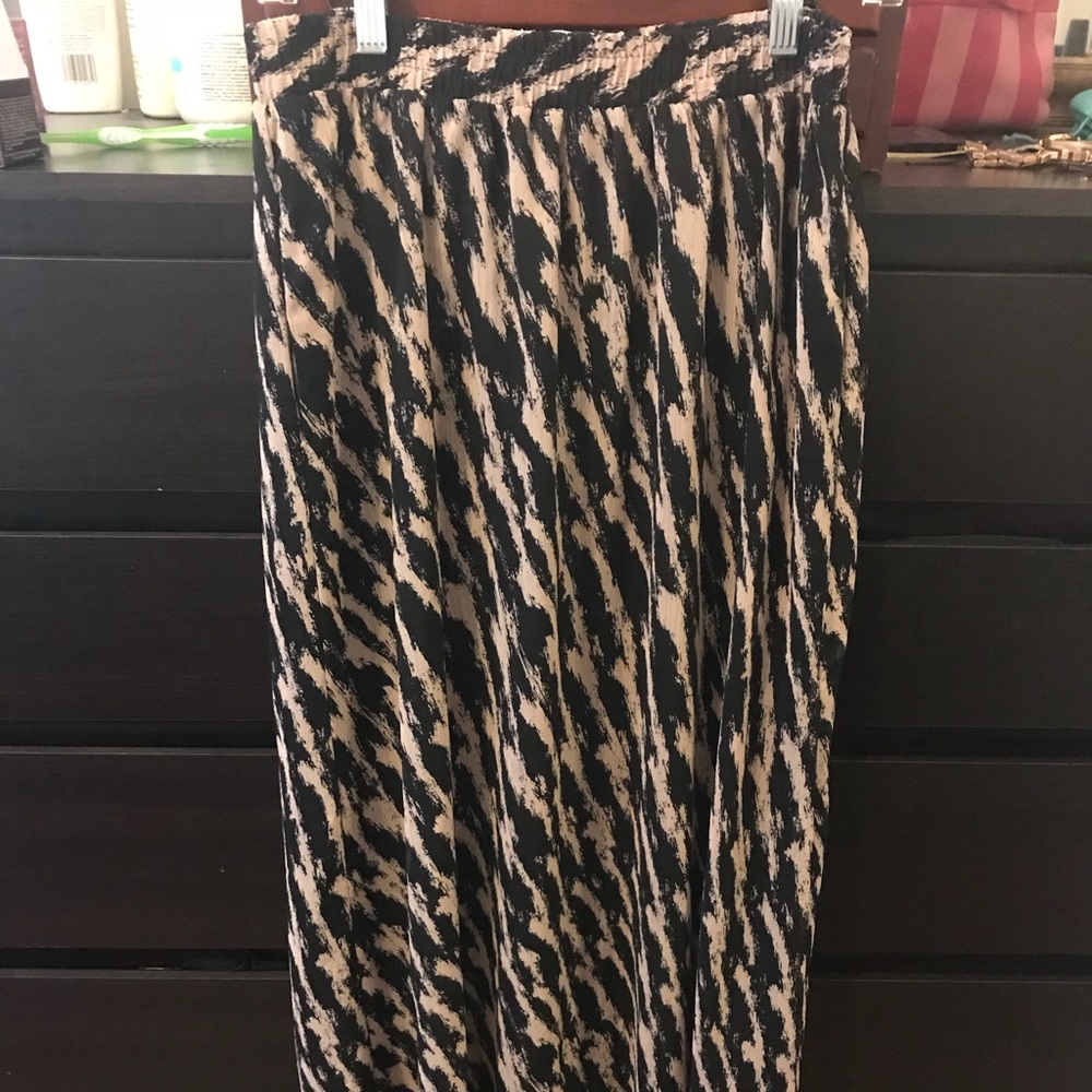 BCBGeneration maxi skirt, size S